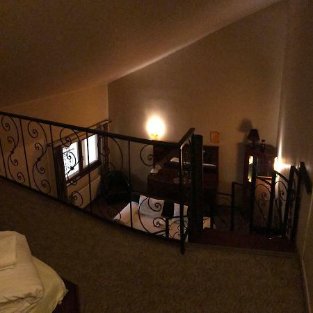 Hotel Cosmin アラド エクステリア 写真
