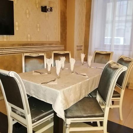 Hotel Cosmin アラド エクステリア 写真